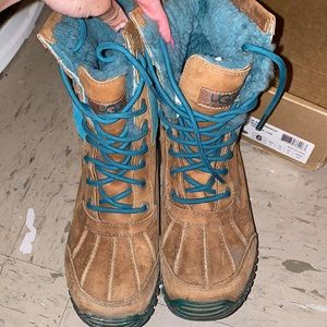 Ugg snow boots